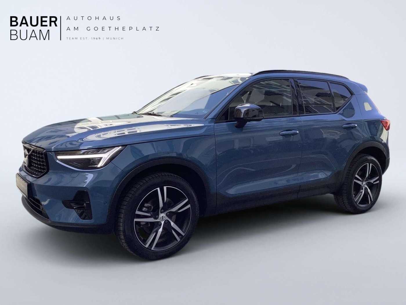 Volvo  Plus Dark 2WD