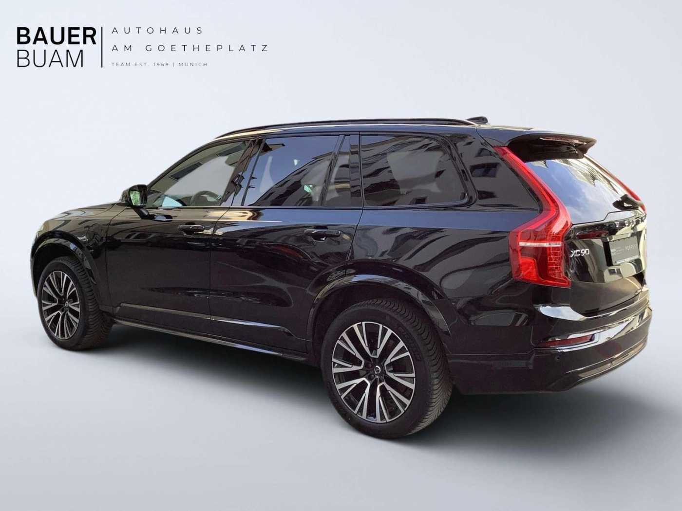 Volvo  Plus Dark 7-Sitzer Plug-In Hybrid AWD