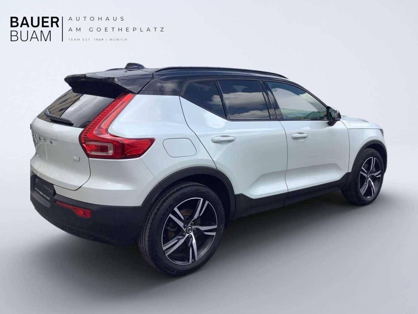 Volvo  R Design Plug-In Hybrid 2WD
