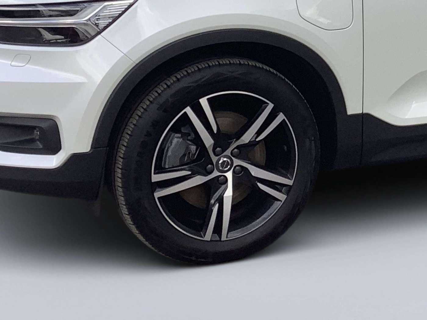 Volvo  R Design Plug-In Hybrid 2WD