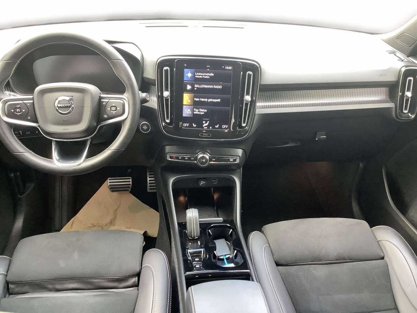 Volvo  R Design Plug-In Hybrid 2WD