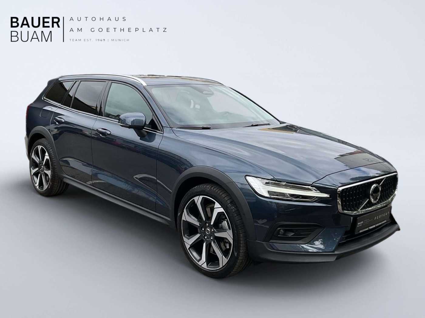 Volvo  Ultimate AWD