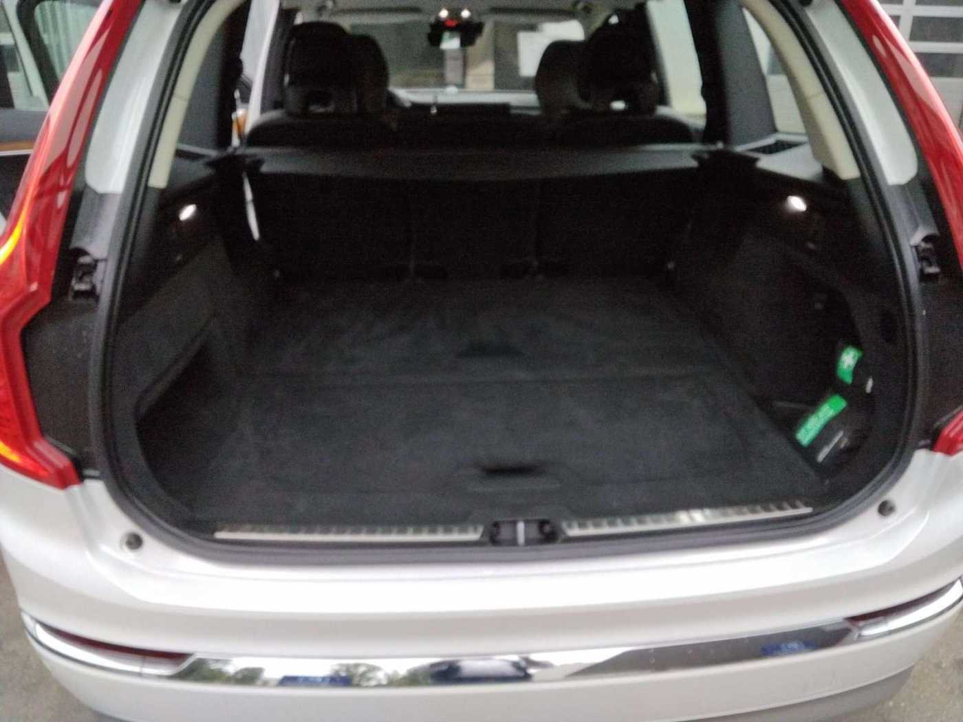 Volvo  Inscription AWD