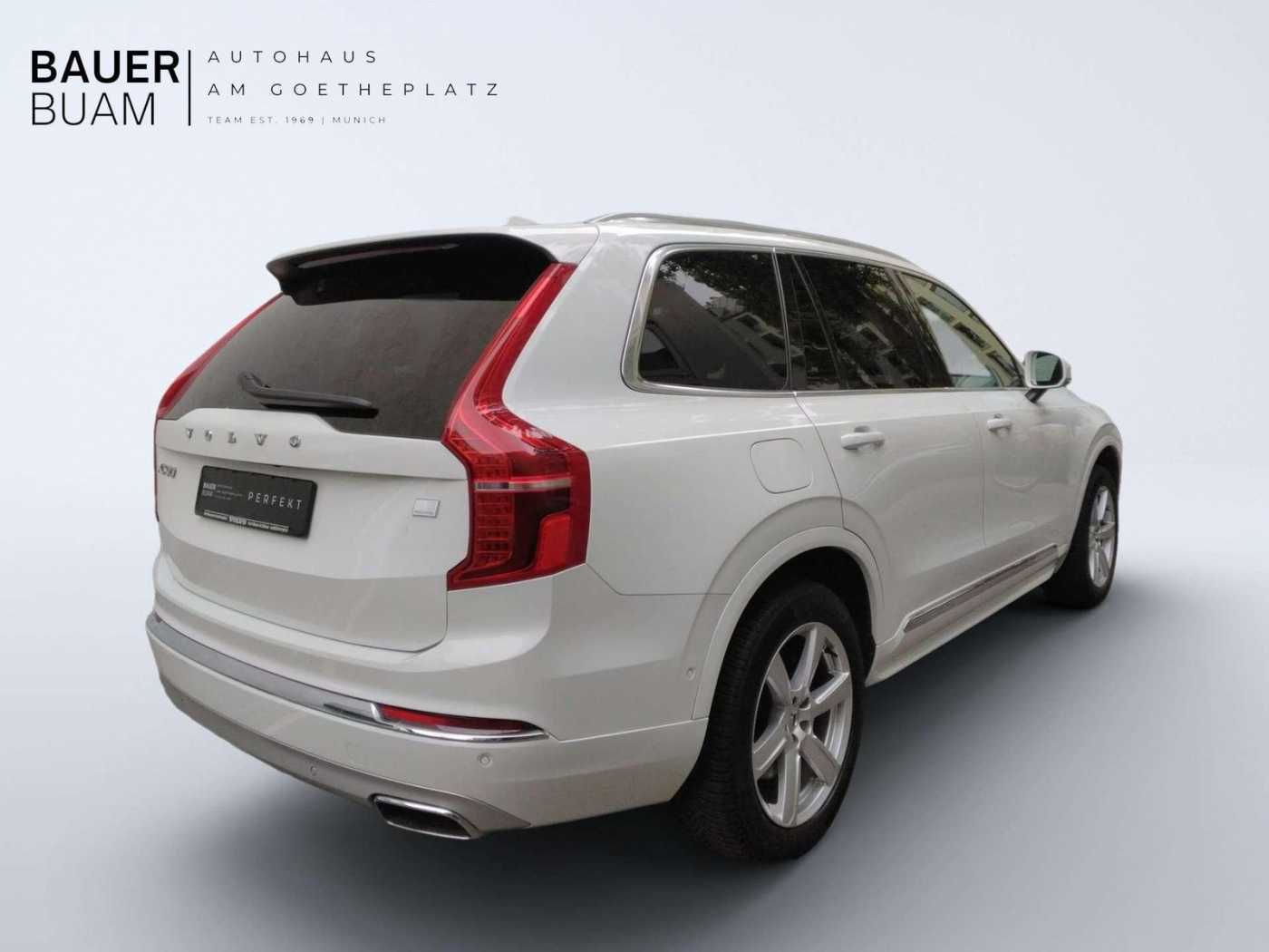 Volvo  Inscription Expression Recharge Plug-In Hyb