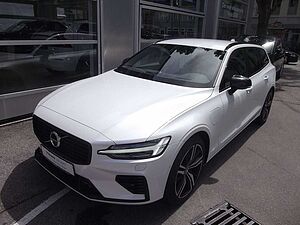 Volvo  R Design Recharge Plug-In Hybrid AWD