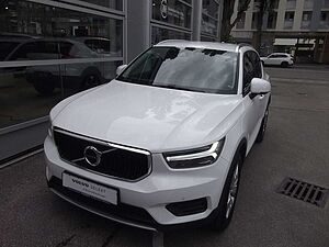 Volvo  Momentum Pro 2WD