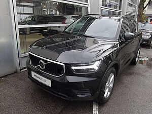 Volvo  Momentum Core 2WD