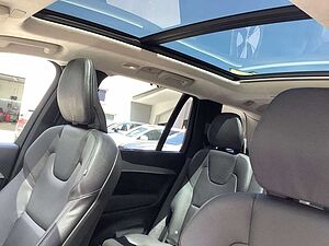 Volvo  Ultra Dark T8 7-Sitzer AWD Plug-In Hybrid