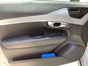 Volvo  Ultra Dark T8 7-Sitzer AWD Plug-In Hybrid