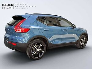 Volvo  Plus Dark 2WD