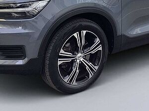 Volvo  Core Plug-In Hybrid 2WD
