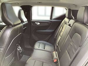 Volvo  Core Plug-In Hybrid 2WD
