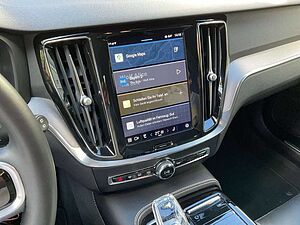 Volvo  Plus Dark Recharge Plug-In Hybrid AWD