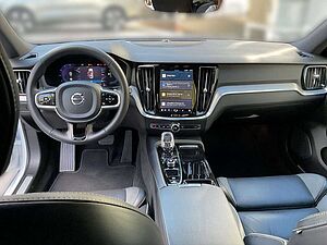 Volvo  Plus Dark Recharge Plug-In Hybrid AWD