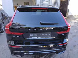 Volvo  R Design 2WD