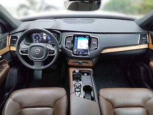 Volvo  Inscription Expression Recharge Plug-In Hyb