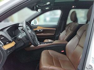 Volvo  Inscription Expression Recharge Plug-In Hyb