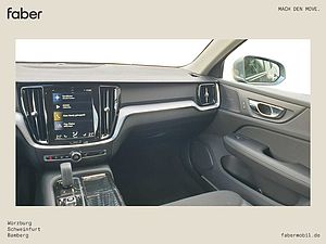 Volvo  T6 Momentum Pro Plug-In Hybrid AWD