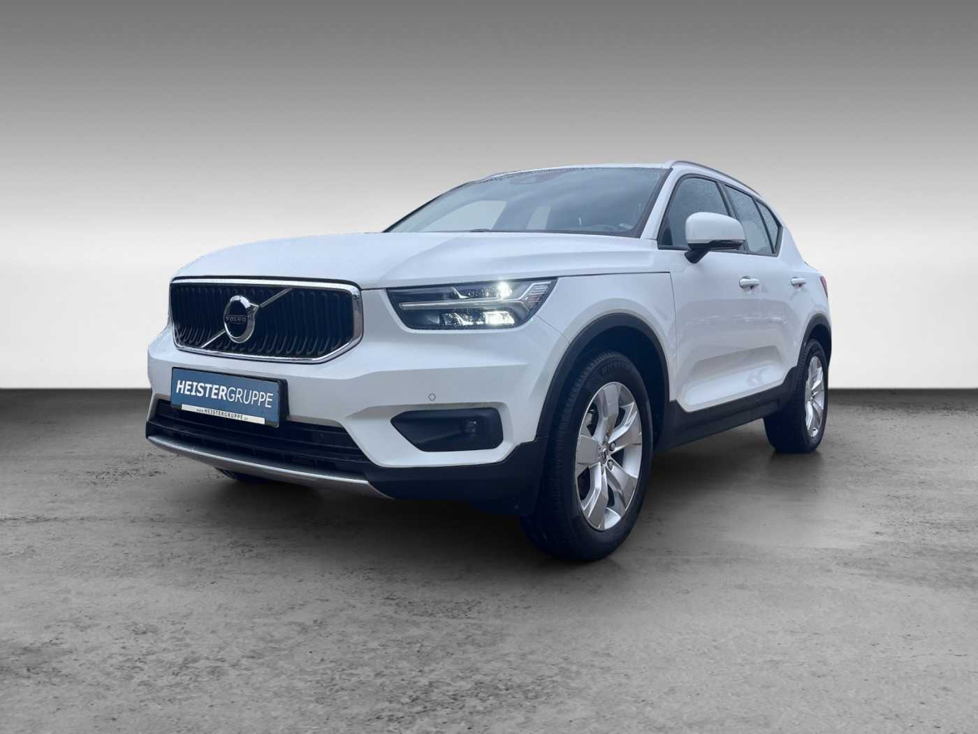 Volvo  T3 Momentum+Laderaum-Paket+Parkassistent-Paket Pro+Winter-Paket