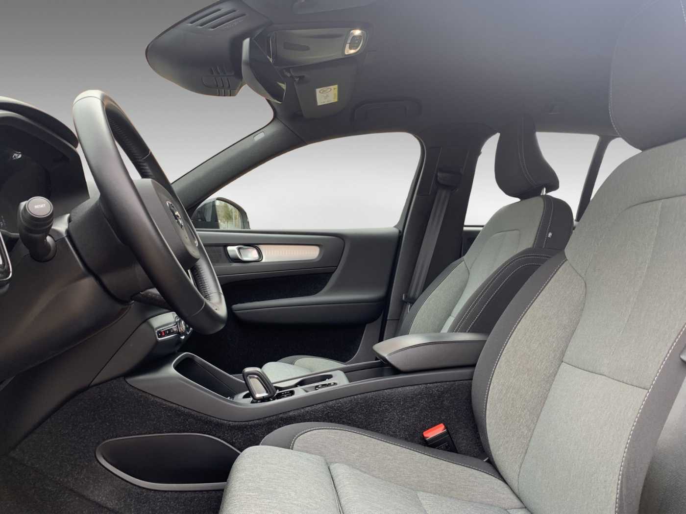 Volvo  T4 Inscription Expression