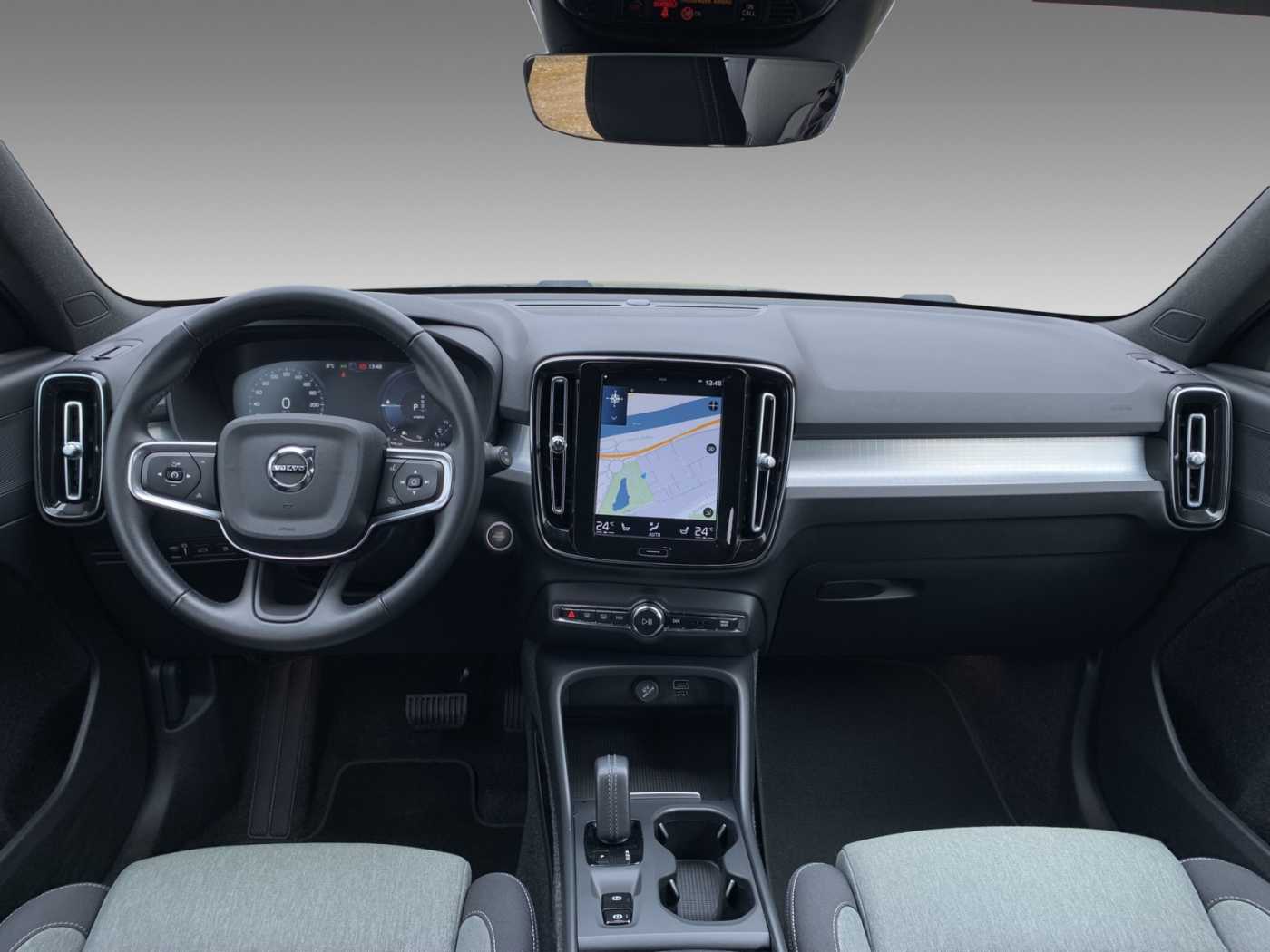 Volvo  T4 Inscription Expression