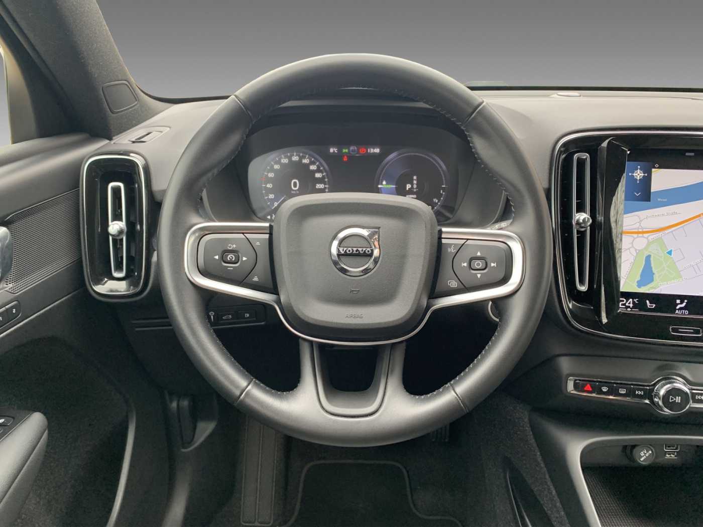 Volvo  T4 Inscription Expression