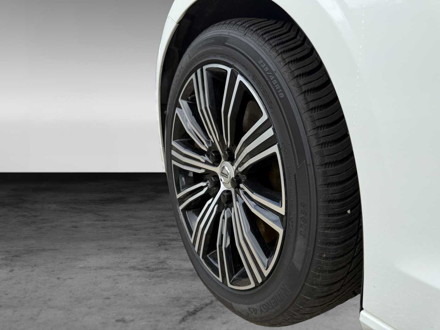 Volvo  T6 Inscription Expression AWD Geartronic