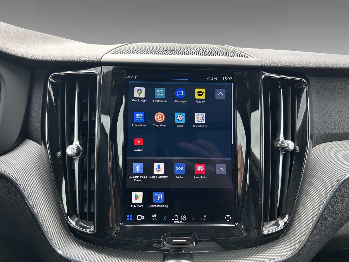 Volvo  T6 Plus Dark AWD+H/K+LED+StandHZG