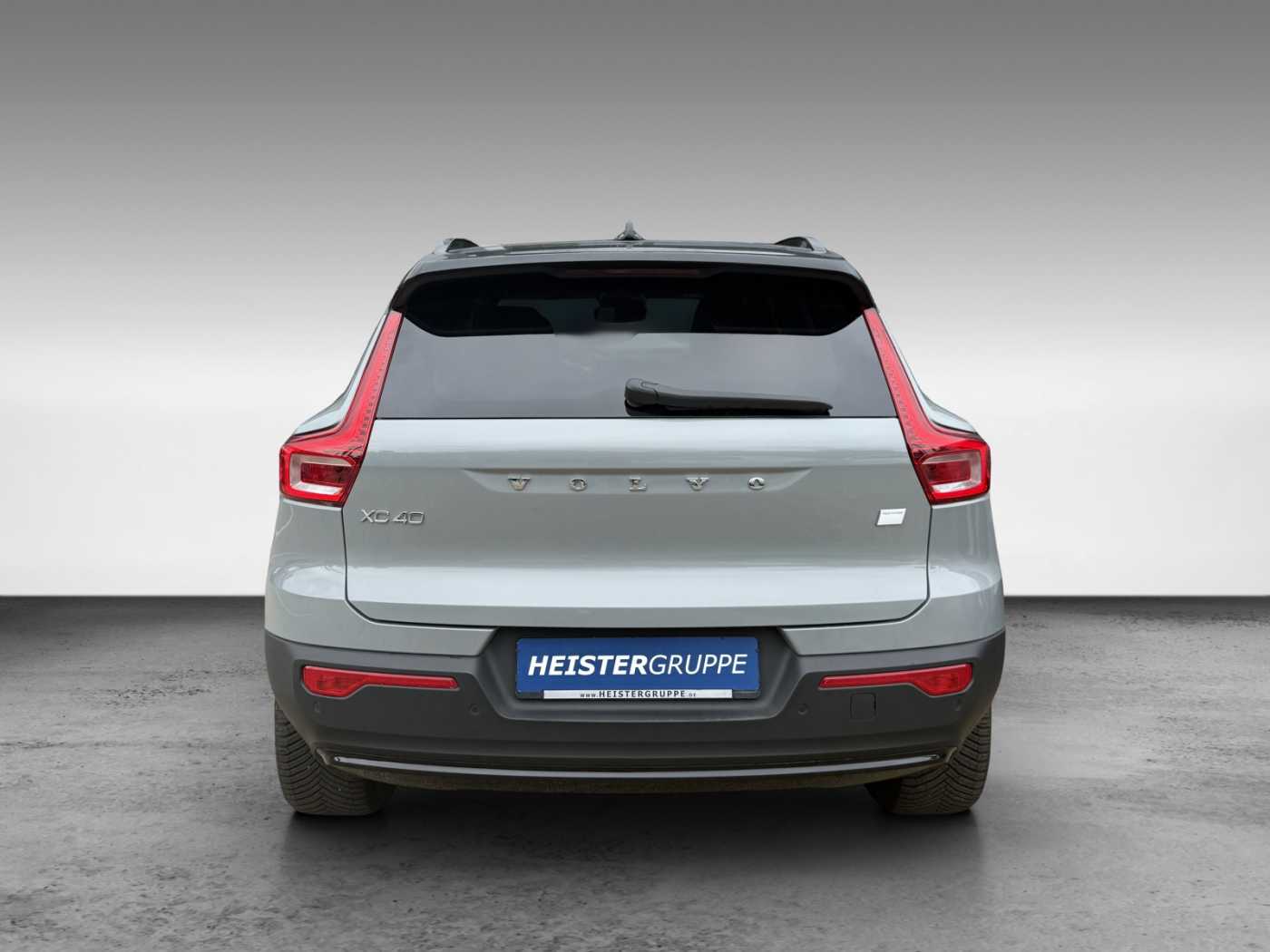 Volvo  Pure Electric Single Motor Plus+Pilot Assist+BLIS+Keyless
