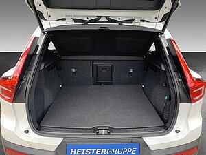 Volvo  T4 Inscription Expression Harman Kard