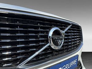 Volvo  D5 AWD Geartronic R-Design