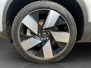 Volvo  Recharge Twin Motor Ultimate