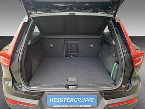 Volvo  B4 Momentum Pro AWD +WinterPaket