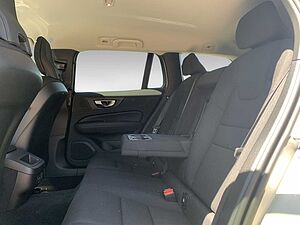Volvo  B3 B DKG Momentum Pro +AHK+WinterPaket