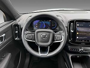 Volvo  Pure Electric Single Motor Plus+Pilot Assist+BLIS+Keyless