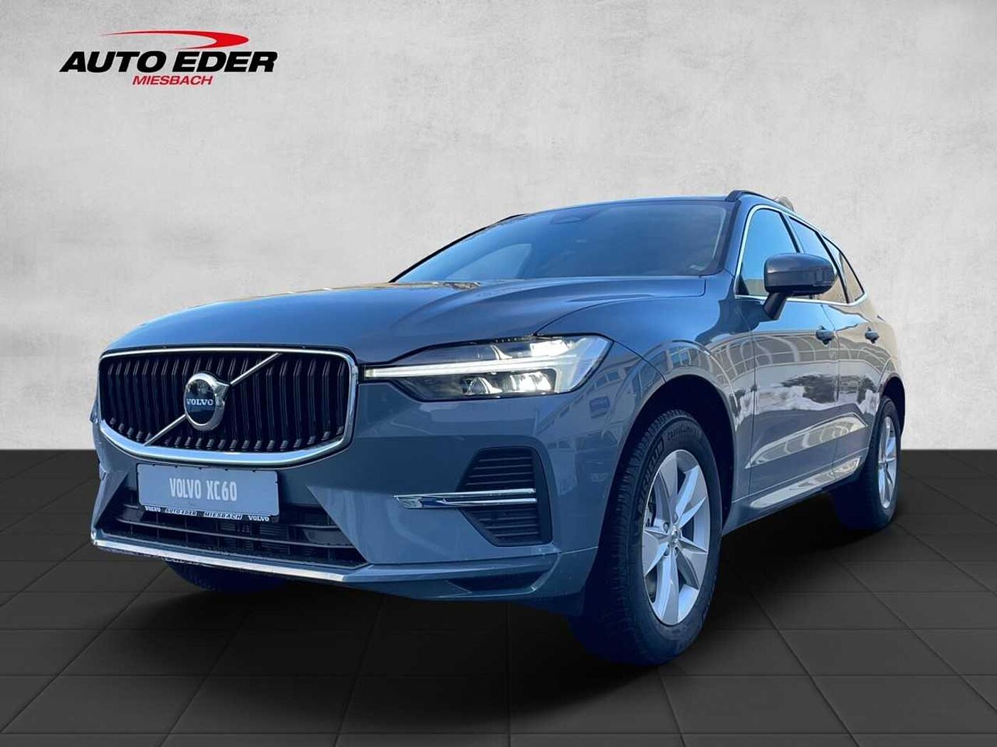 Volvo  XC 60 Core 2WD Bluetooth Navi LED Klima Einparkhilfe el. Fenster