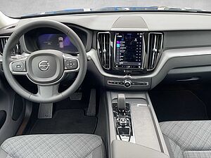 Volvo  XC 60 Core 2WD Bluetooth Navi LED Klima Einparkhilfe el. Fenster