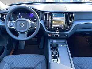 Volvo  XC 60 Core 2WD Bluetooth Navi LED Klima Einparkhilfe el. Fenster