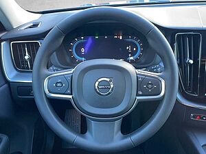 Volvo  XC 60 Core 2WD Bluetooth Navi LED Klima Einparkhilfe el. Fenster