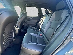 Volvo  XC 60 Plus Dark AWD Bluetooth Navi LED Klima Einparkhilfe el. Fenster