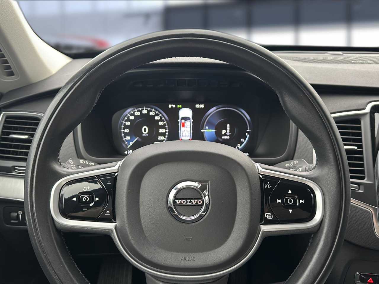 Volvo  XC90 Bluetooth Navi LED Vollleder Klima Einparkhilfe el. Fenster