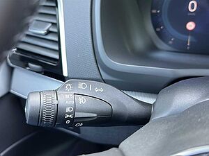 Volvo  XC90 LED Vollleder Klima Standhzg Einparkhilfe el. Fenster