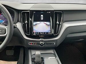 Volvo  XC 60 Momentum Pro 2WD Bluetooth Navi LED Klima Einparkhilfe el. Fenster