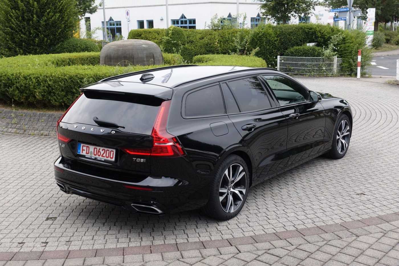 Volvo  T8 PHEV AWD R-Design AHK*RFK*H&K*V-LED