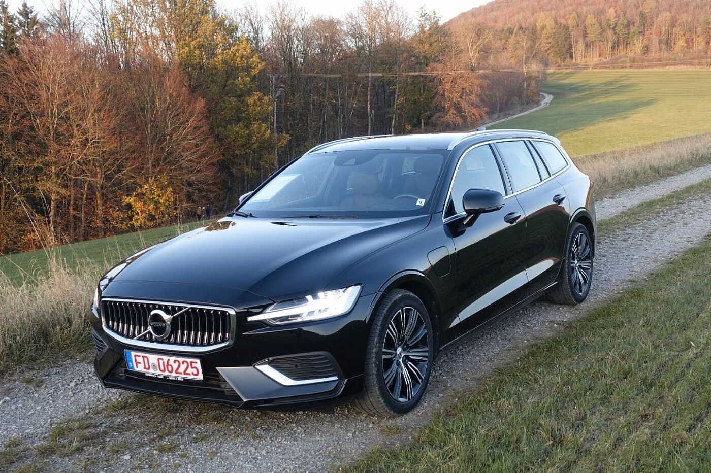 Volvo  T6 AWD Inscription / AHK/Einp u. vorn/Kamera