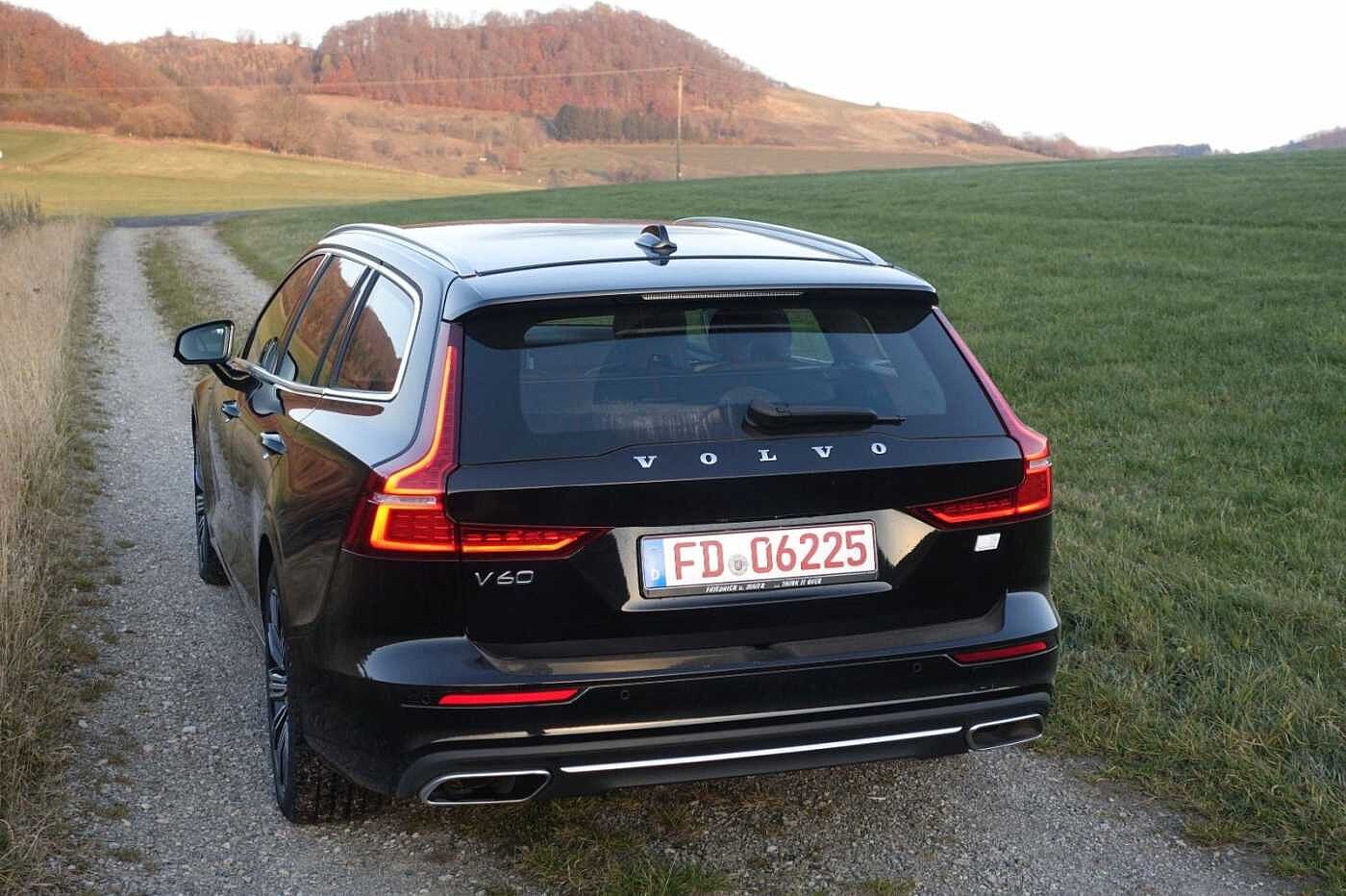 Volvo  T6 AWD Inscription / AHK/Einp u. vorn/Kamera