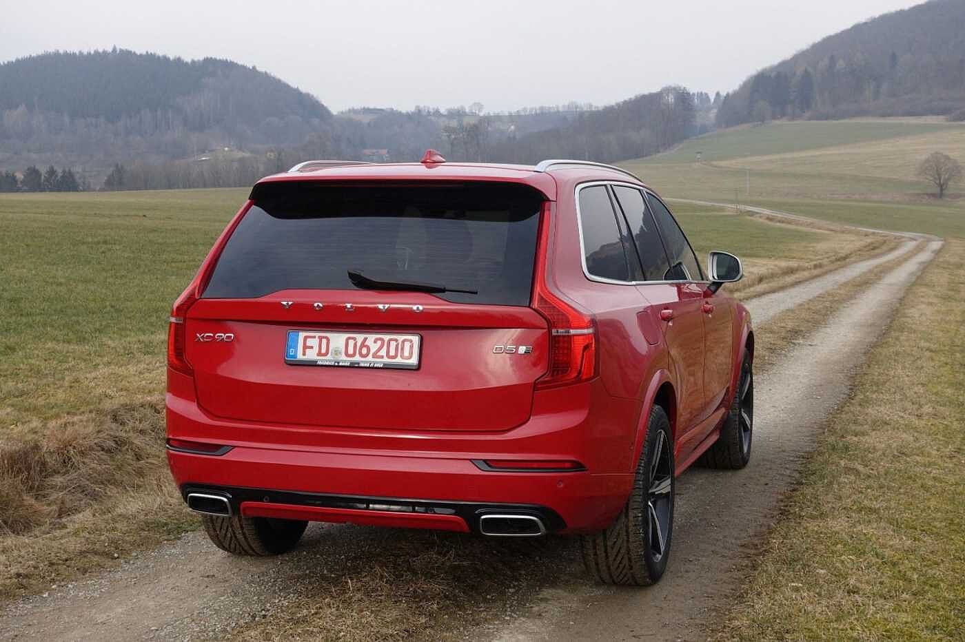 Volvo  D5 AWD R-Design AHK*STHZG*PGSD*V-LED*elektS