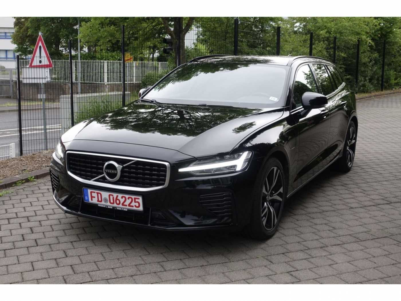 Volvo  T6 Twin Engine AWD R Design  /AHK/Winterp. /V