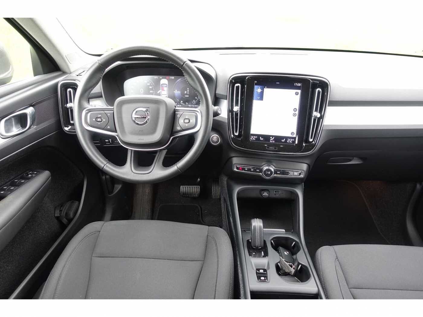 Volvo  T5 Inscription Expression Recharge Plug-In