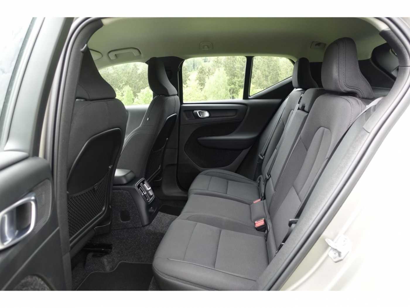 Volvo  T5 Inscription Expression Recharge Plug-In